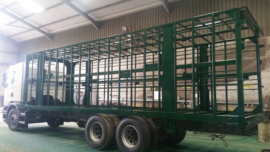 The zinc coating on trailers framework helps to protect the steel from rust and corrosion.